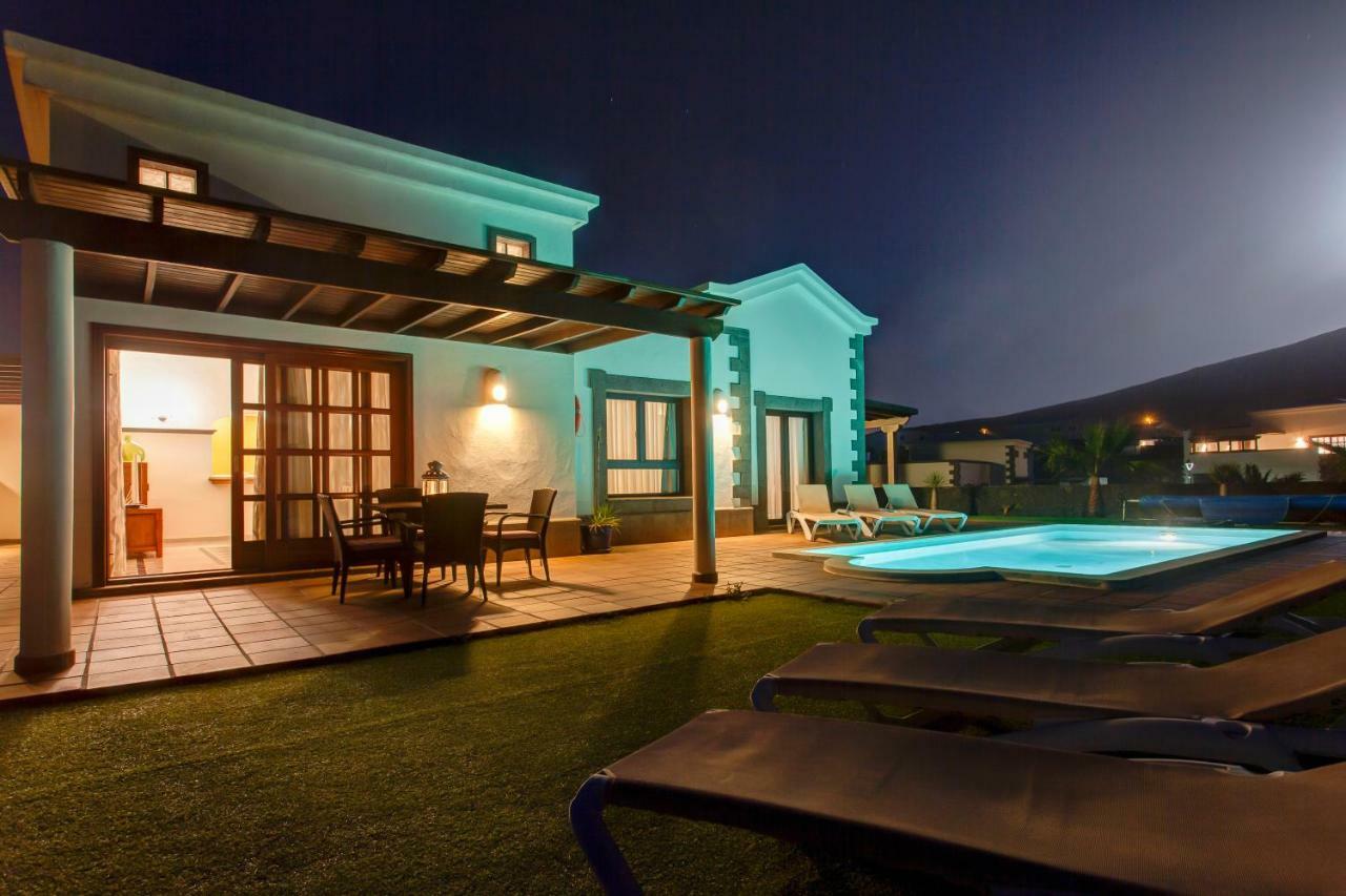 Villa Esterlicia Playa Blanca  Exterior foto